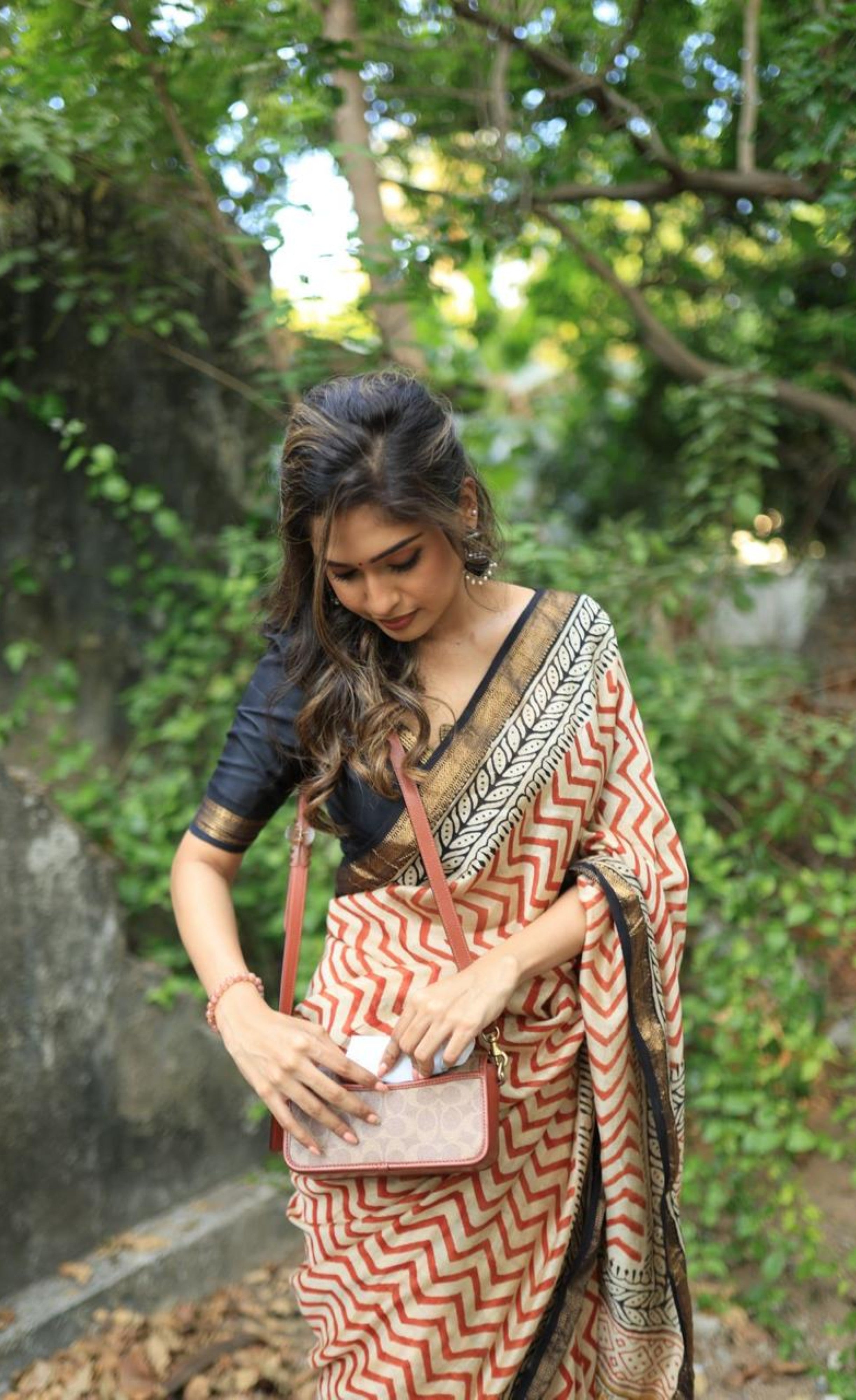 Mayuri Maheswari Cotton Saree - Off White and Red
