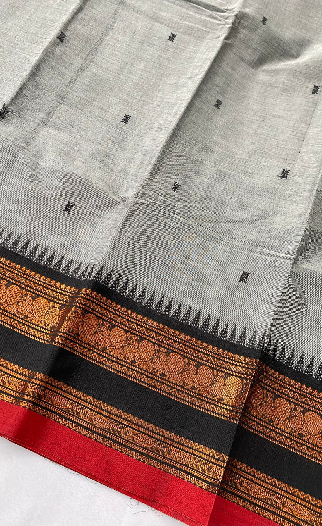 Chettinad Cotton Saree - Grey tone and Black shade