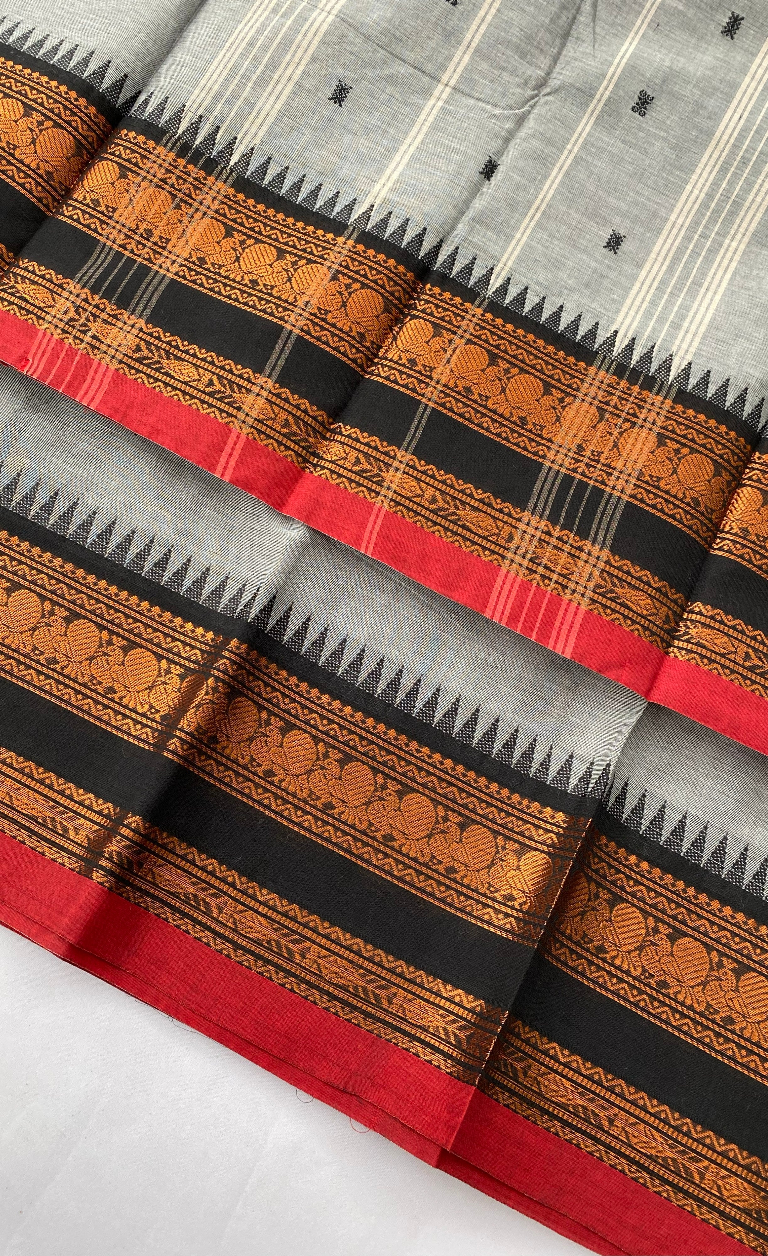 Chettinad Cotton Saree - Grey tone and Black shade