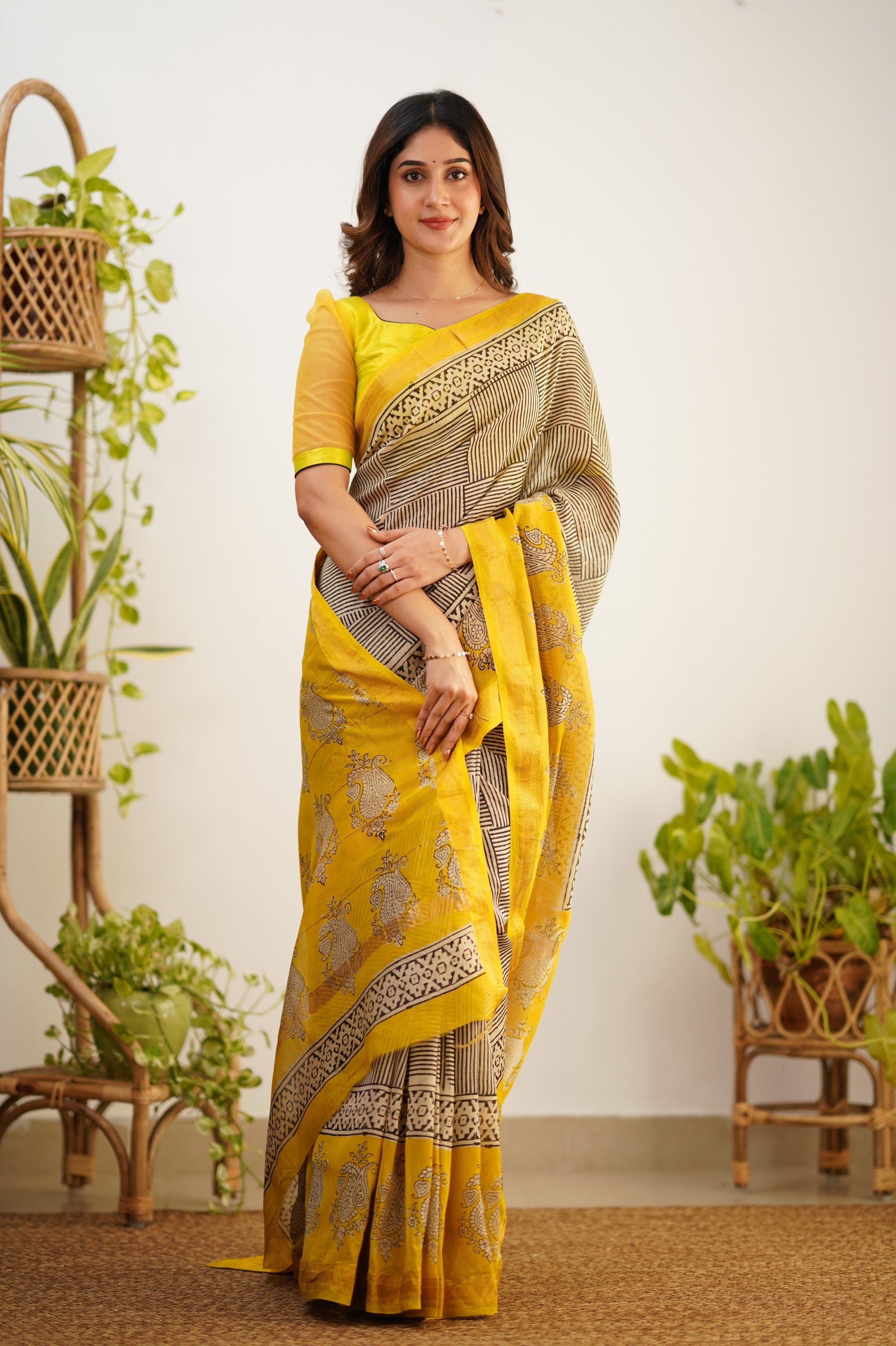 Mayuri Maheswari Saree - White and Yellow