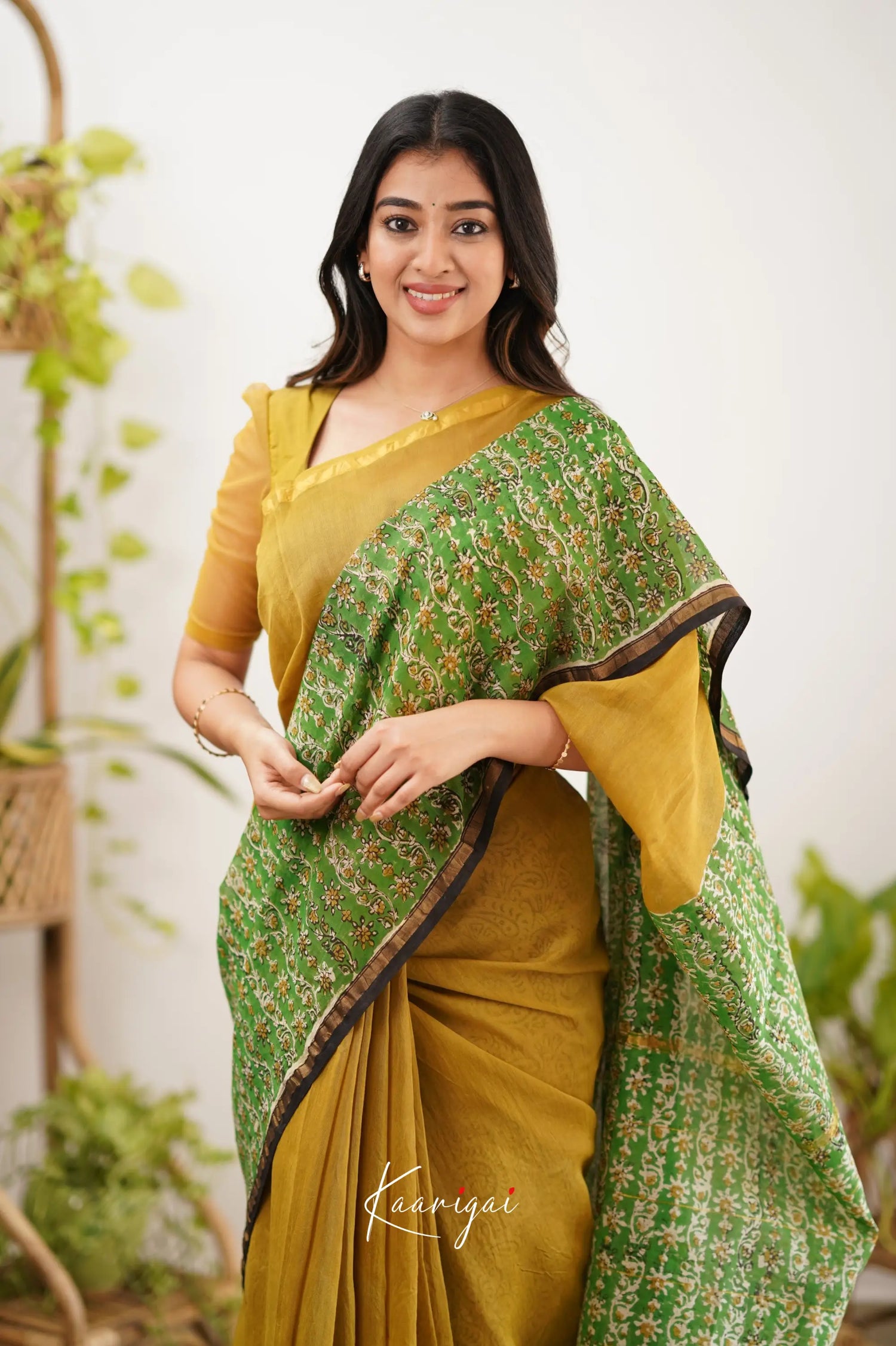 Chaavi Chanderi Saree - Mustard Yellow And Green Sarees