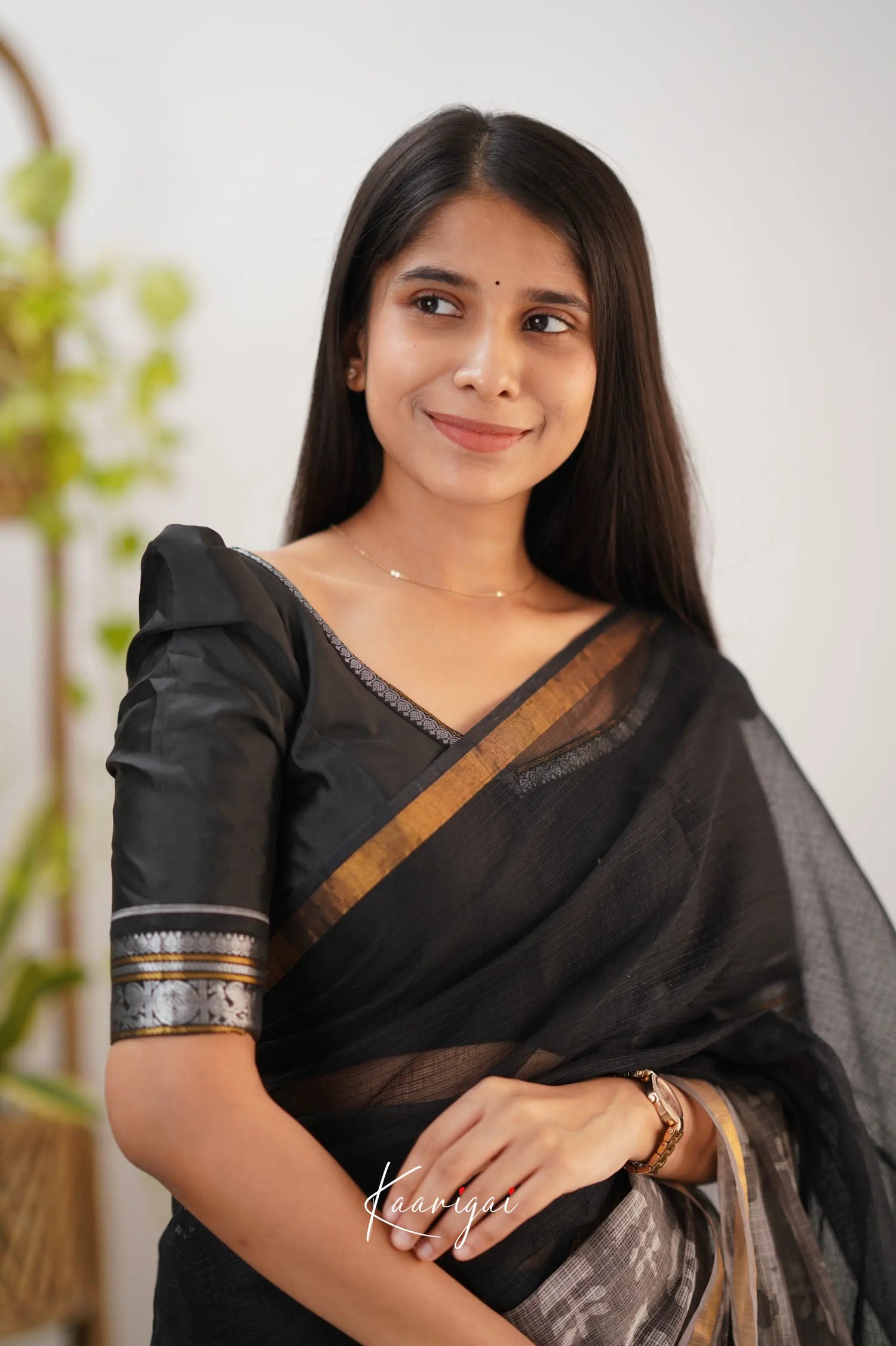 Kamali Kota Saree - Black And Ash Sarees