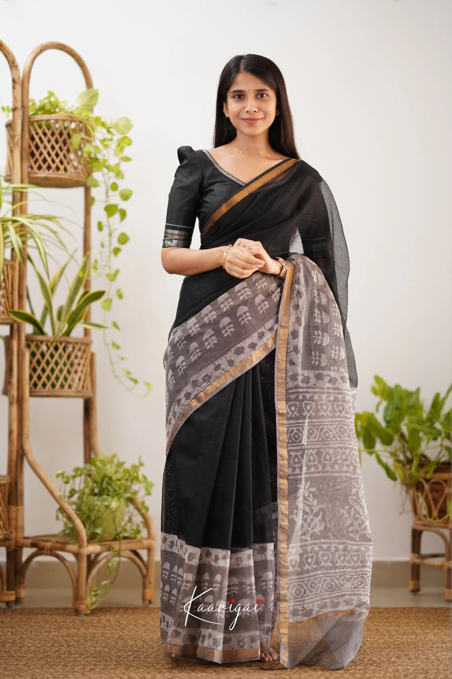 Kamali Kota Saree - Black And Ash Sarees