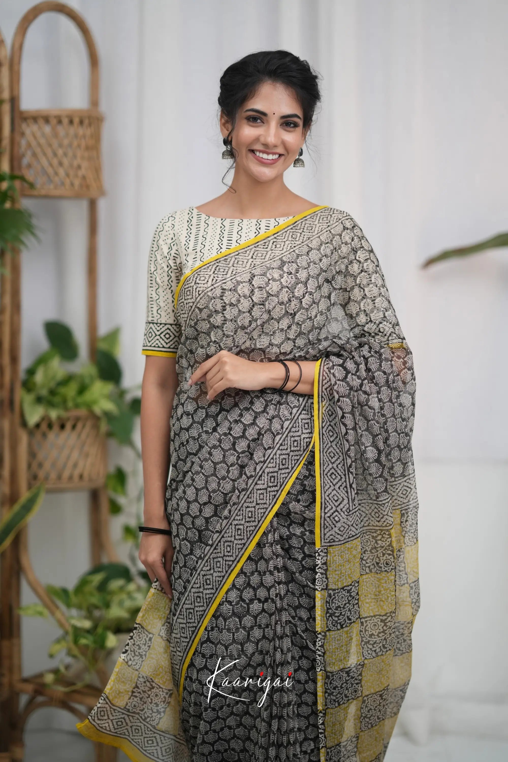 Kamali Kota Saree - Black and Yellow Sarees