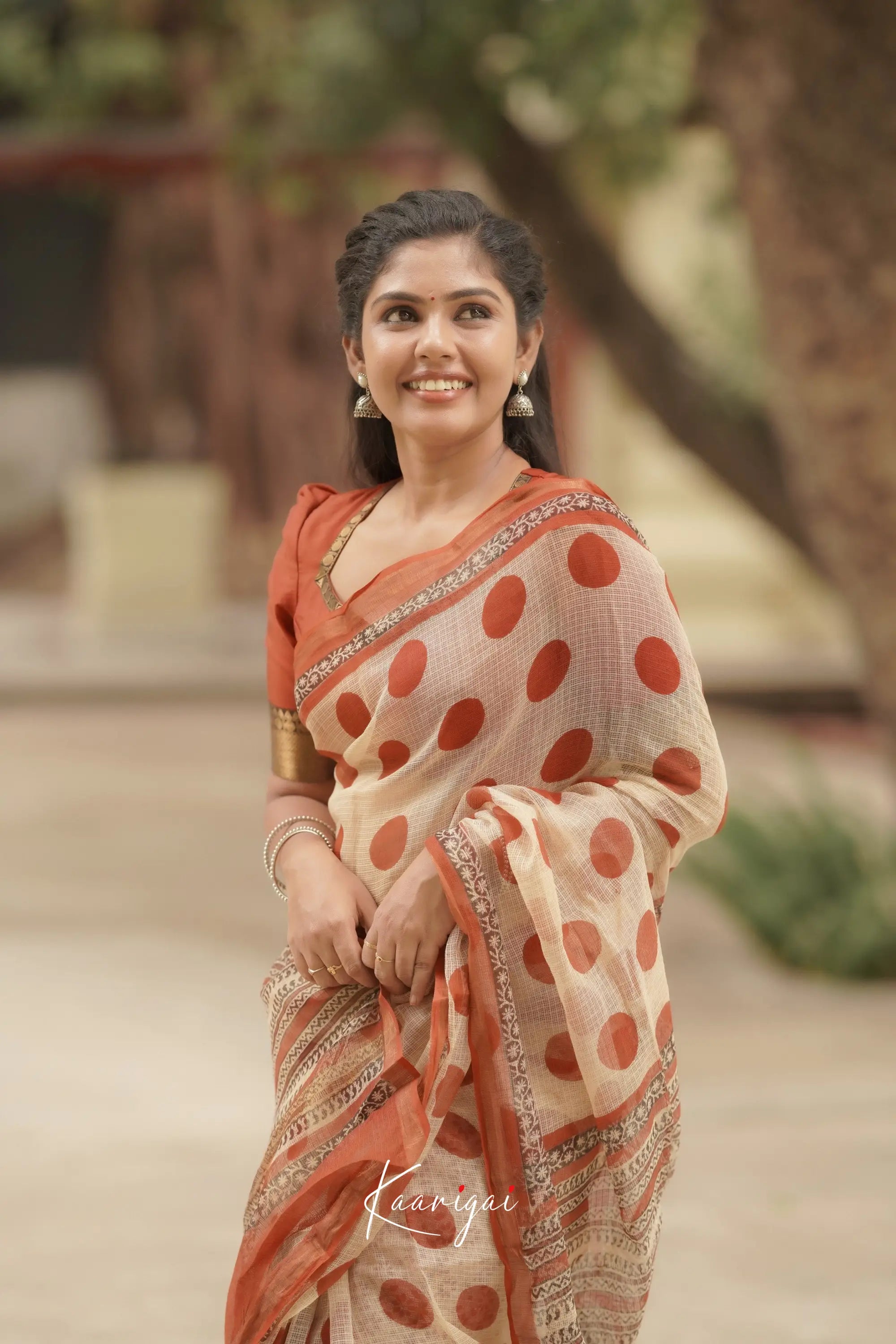 Kamali Kota Saree - Cream And Reddish Maroon Sarees