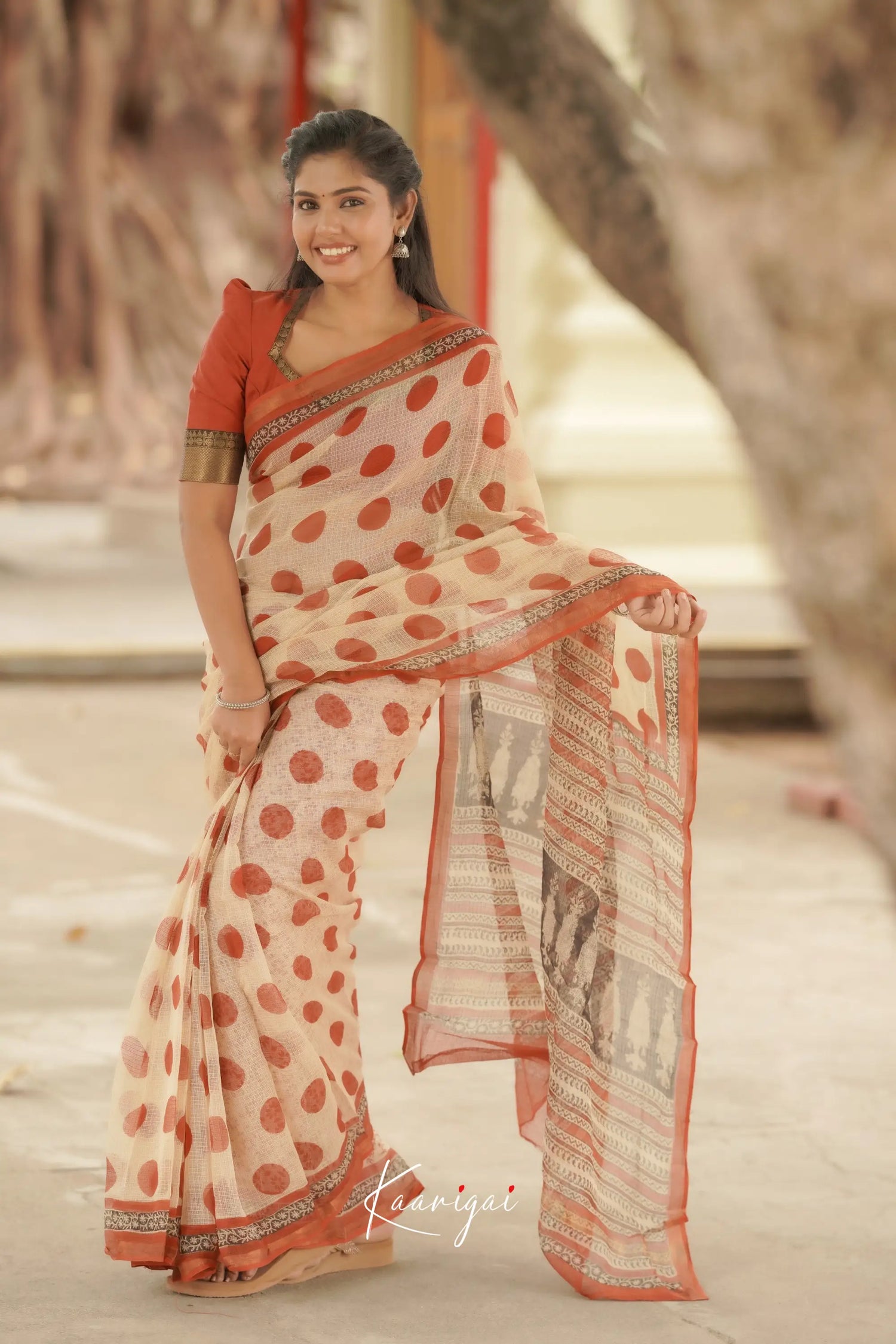 Kamali Kota Saree - Cream And Reddish Maroon Sarees