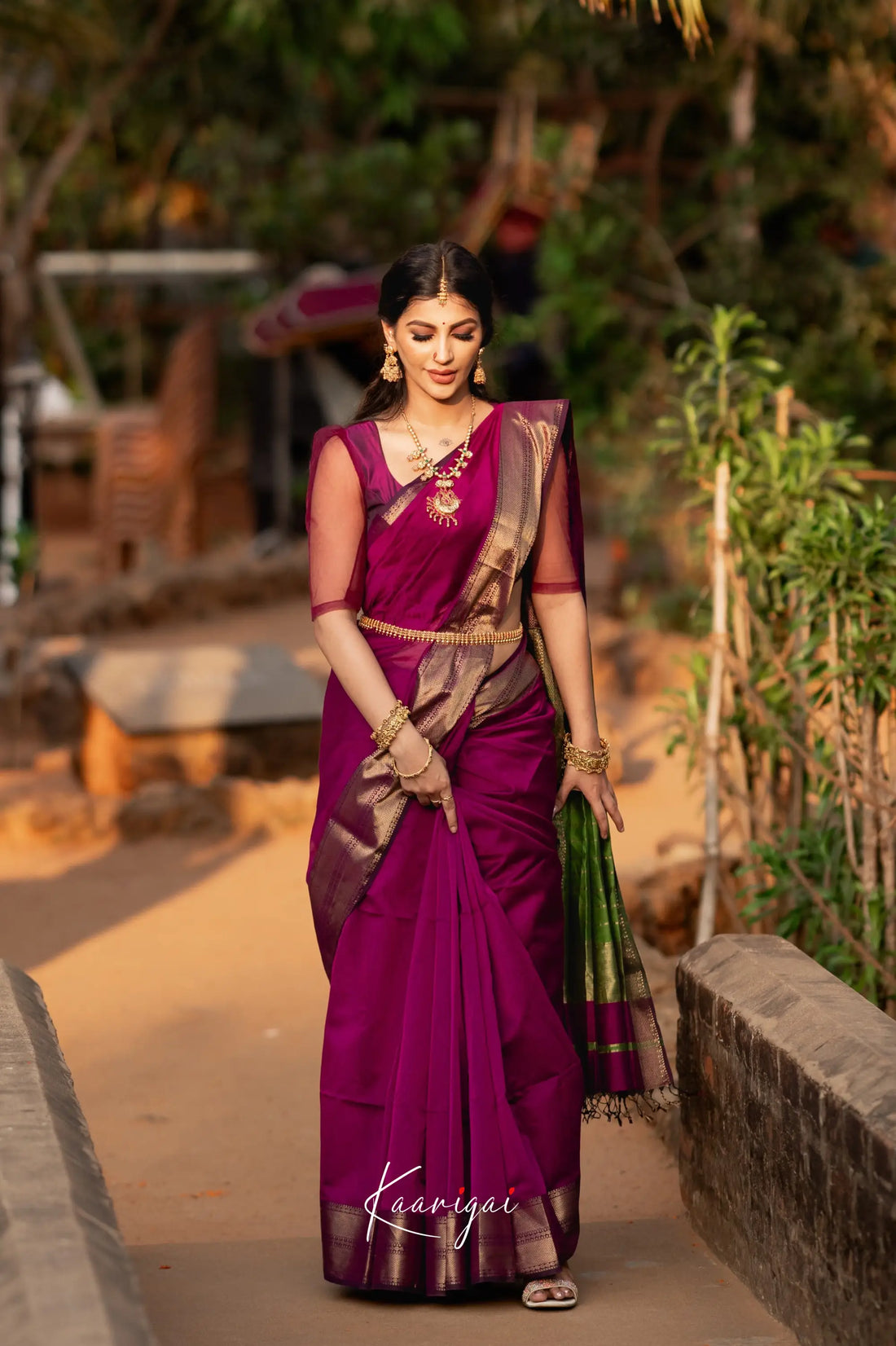 Maanvi Maheswari Saree - Magenta And Olive Green Sarees