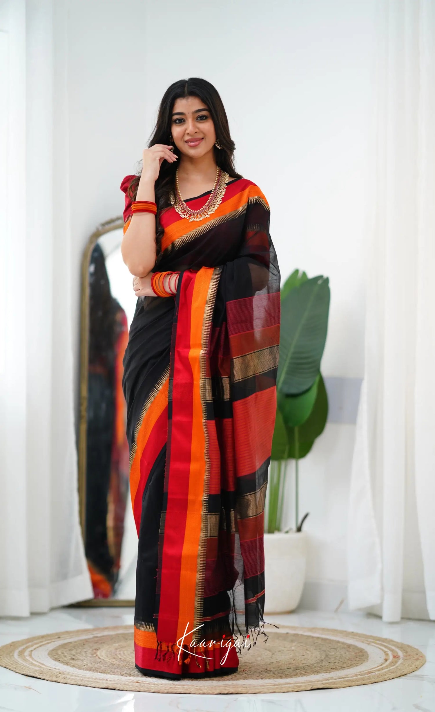 Maanvi Maheswari Silk Cotton Saree - Black And Red Sarees