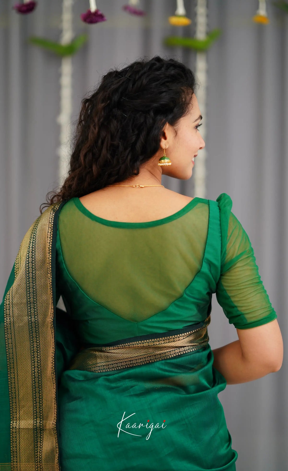 Maanvi Maheswari Silk Cotton Saree - Green Sarees