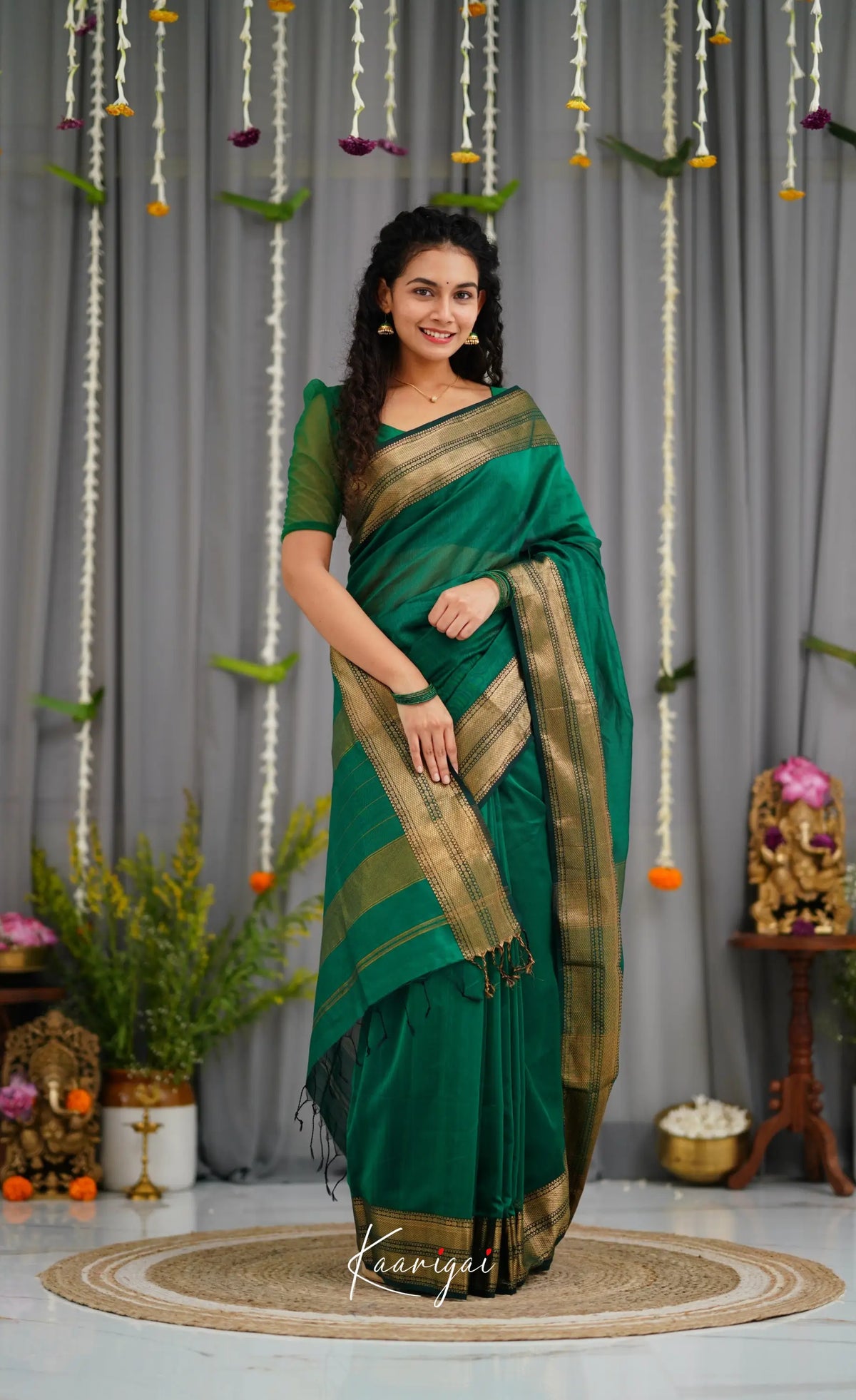 Maanvi Maheswari Silk Cotton Saree - Green Sarees