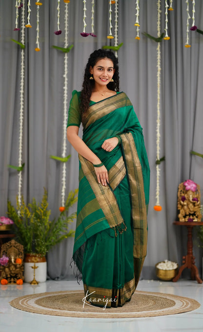 Maanvi Maheswari Silk Cotton Saree - Green Sarees