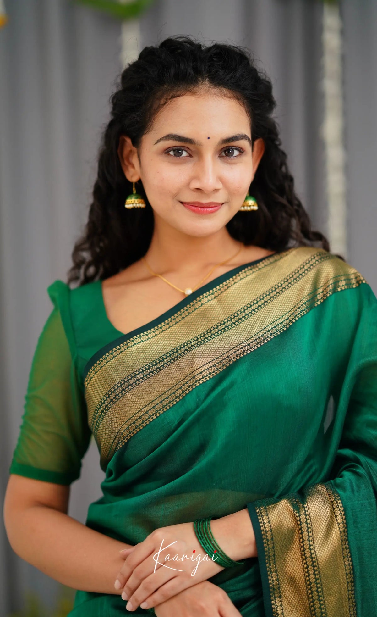 Maanvi Maheswari Silk Cotton Saree - Green Sarees