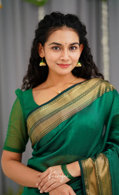 Maanvi Maheswari Silk Cotton Saree - Green Sarees