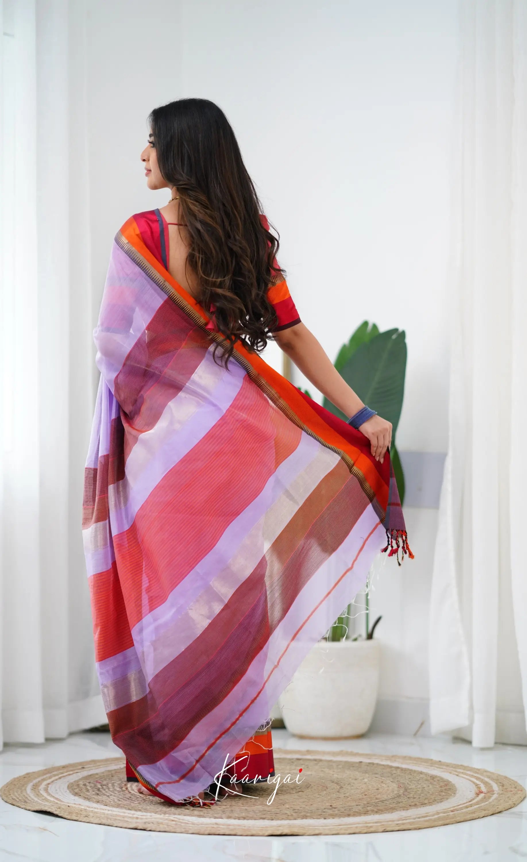 Maanvi Maheswari Silk Cotton Saree - Lavender And Red Sarees