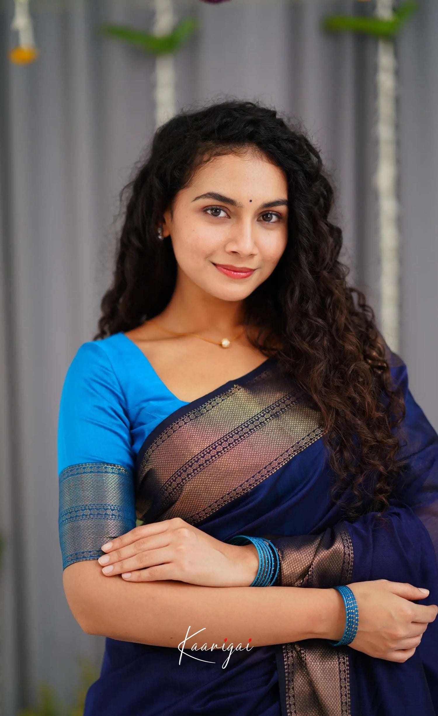 Maanvi Maheswari Silk Cotton Saree - Navy Blue and Light Blue Sarees