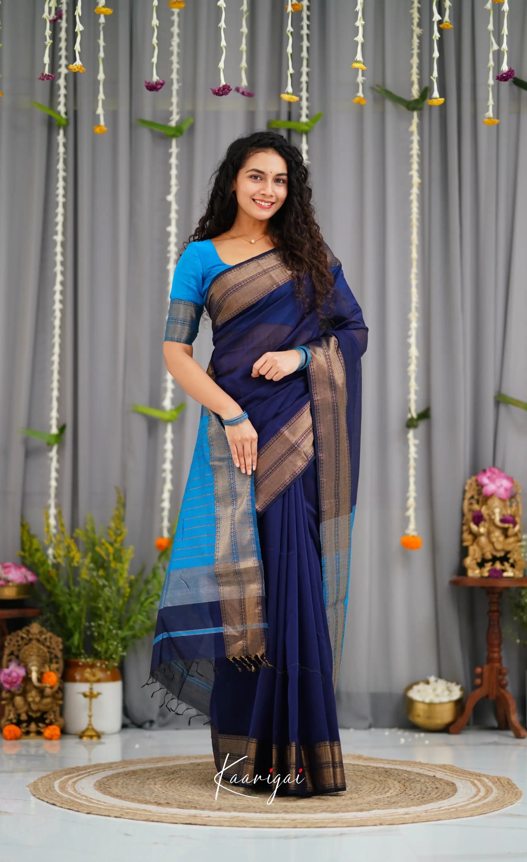Maanvi Maheswari Silk Cotton Saree - Navy Blue and Light Blue Sarees