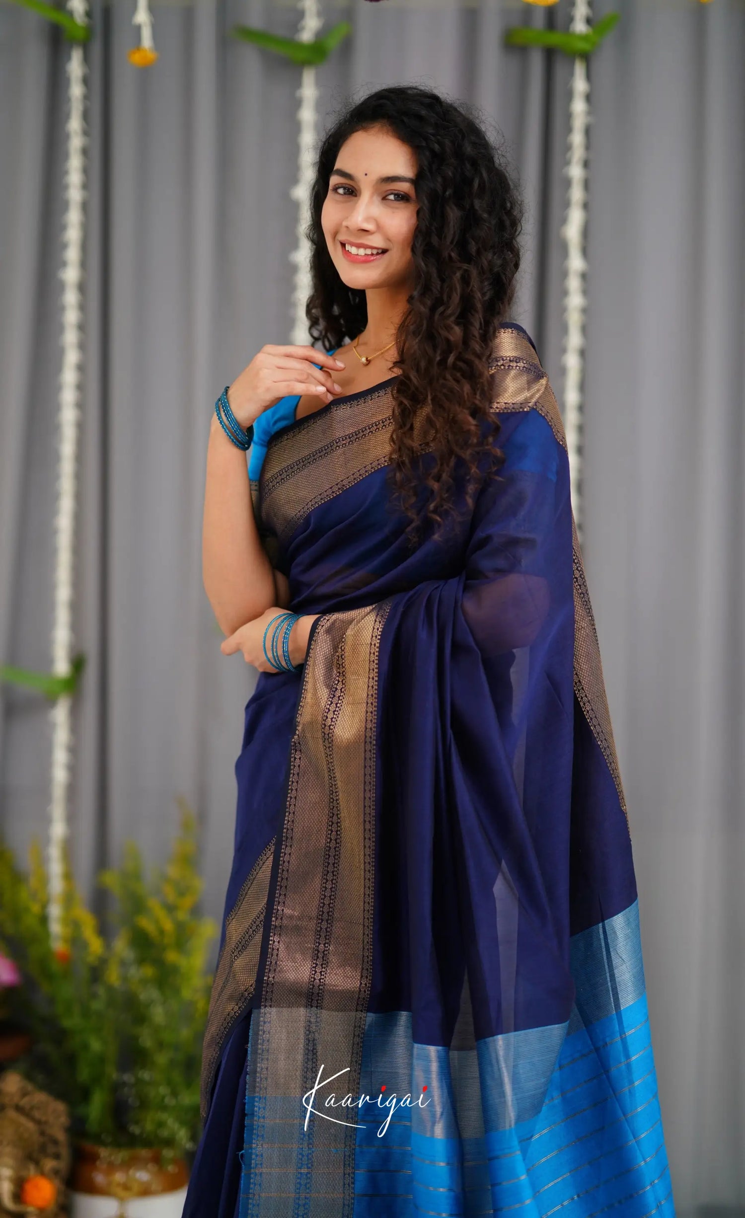 Maanvi Maheswari Silk Cotton Saree - Navy Blue and Light Blue Sarees