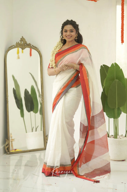 Maanvi Maheswari Silk Cotton Saree - White And Red Sarees