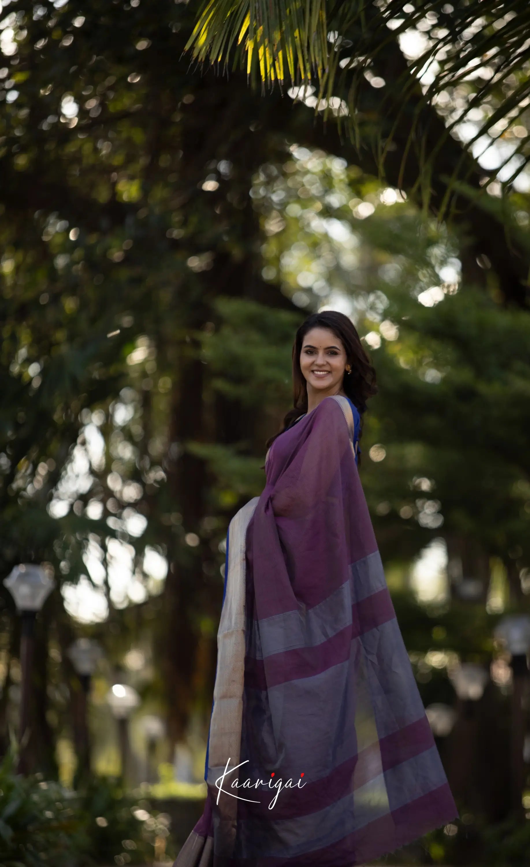 Maanvi - Shade Of Dark Purple And Blue Tone Maheshwari Silk Cotton Saree Sarees