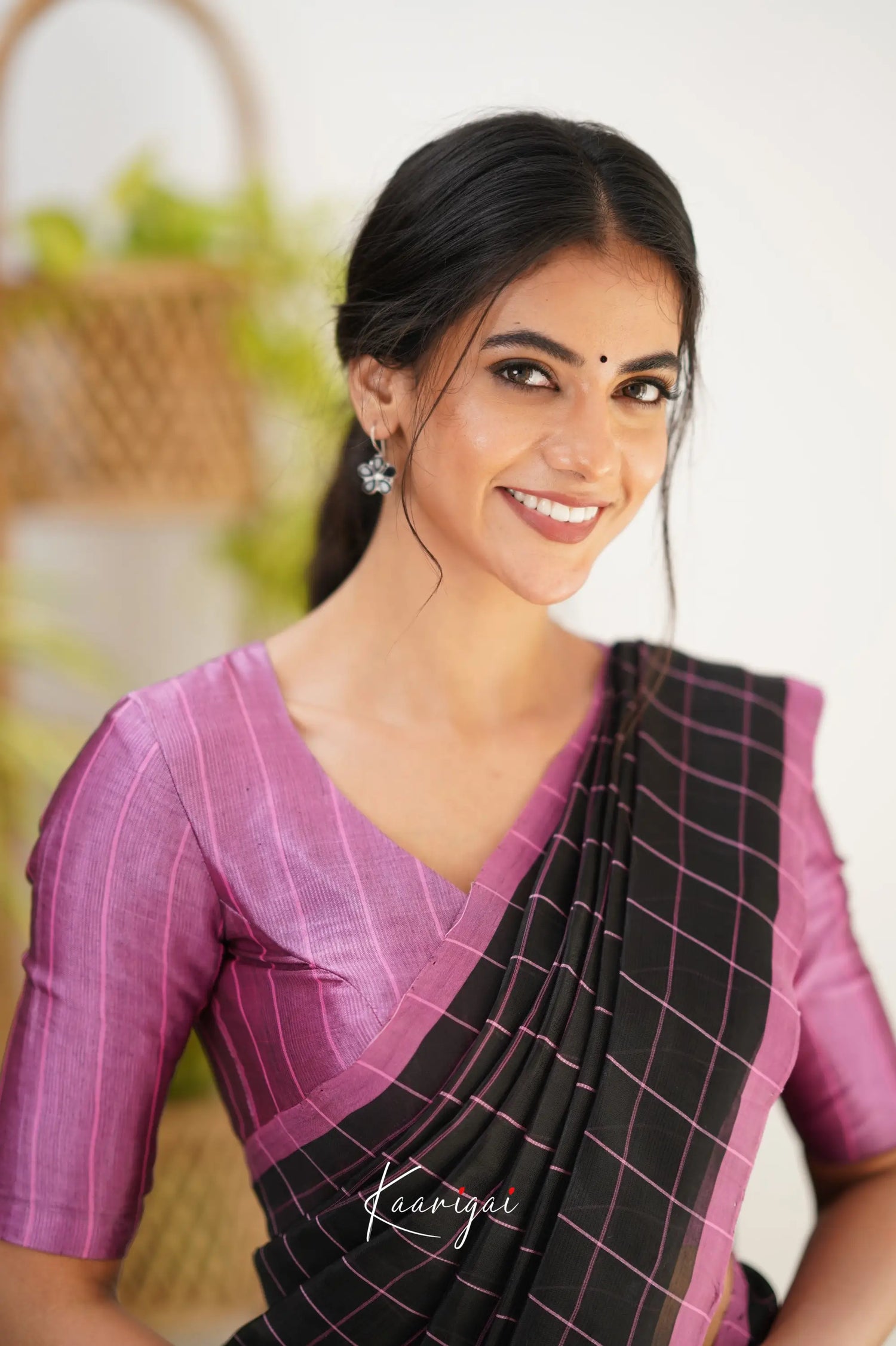 Madura Mangalagiri Saree - Black And Pink Sarees