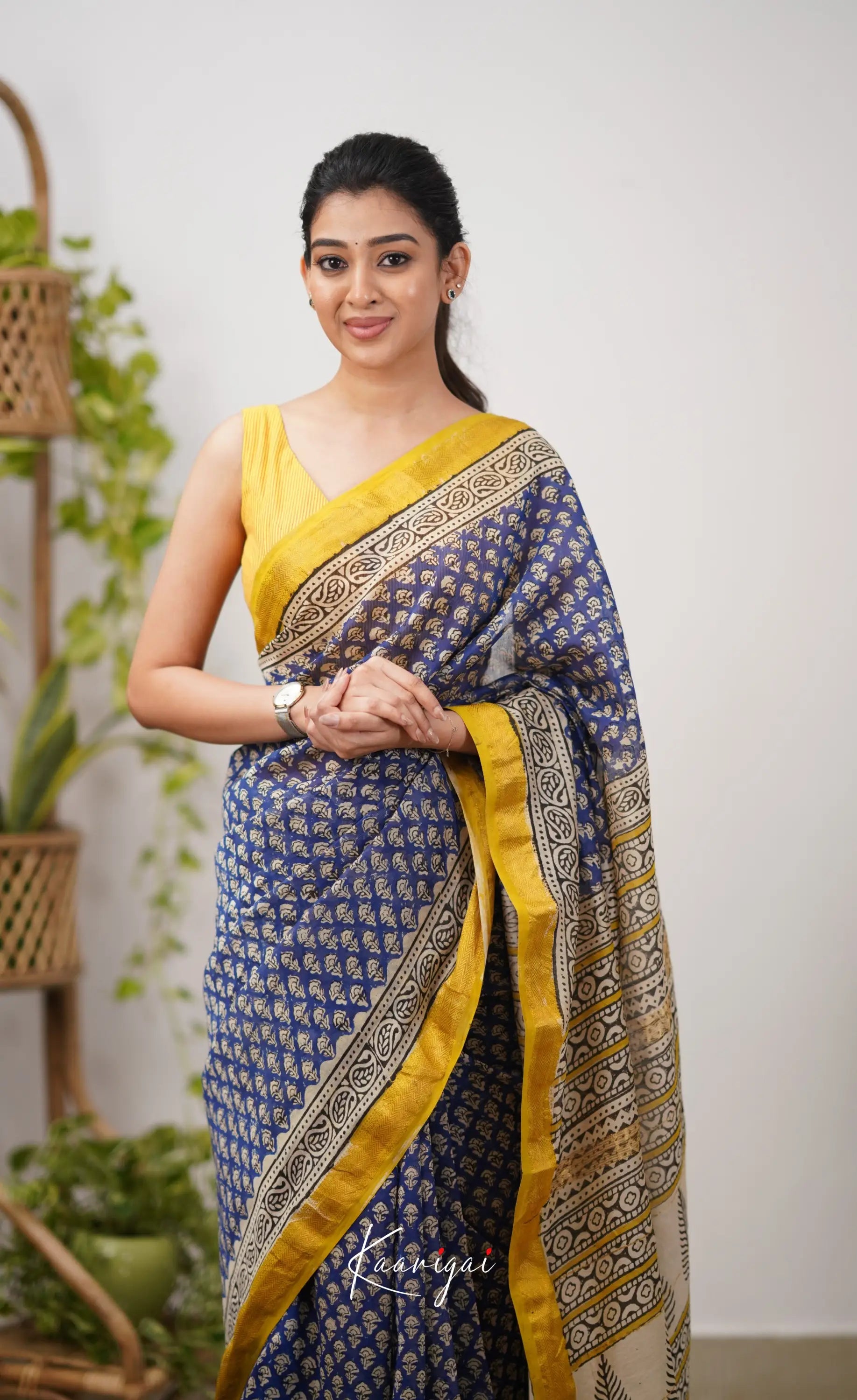 Mayuri Maheswari Silk Cotton Saree - Dark Blue Sarees