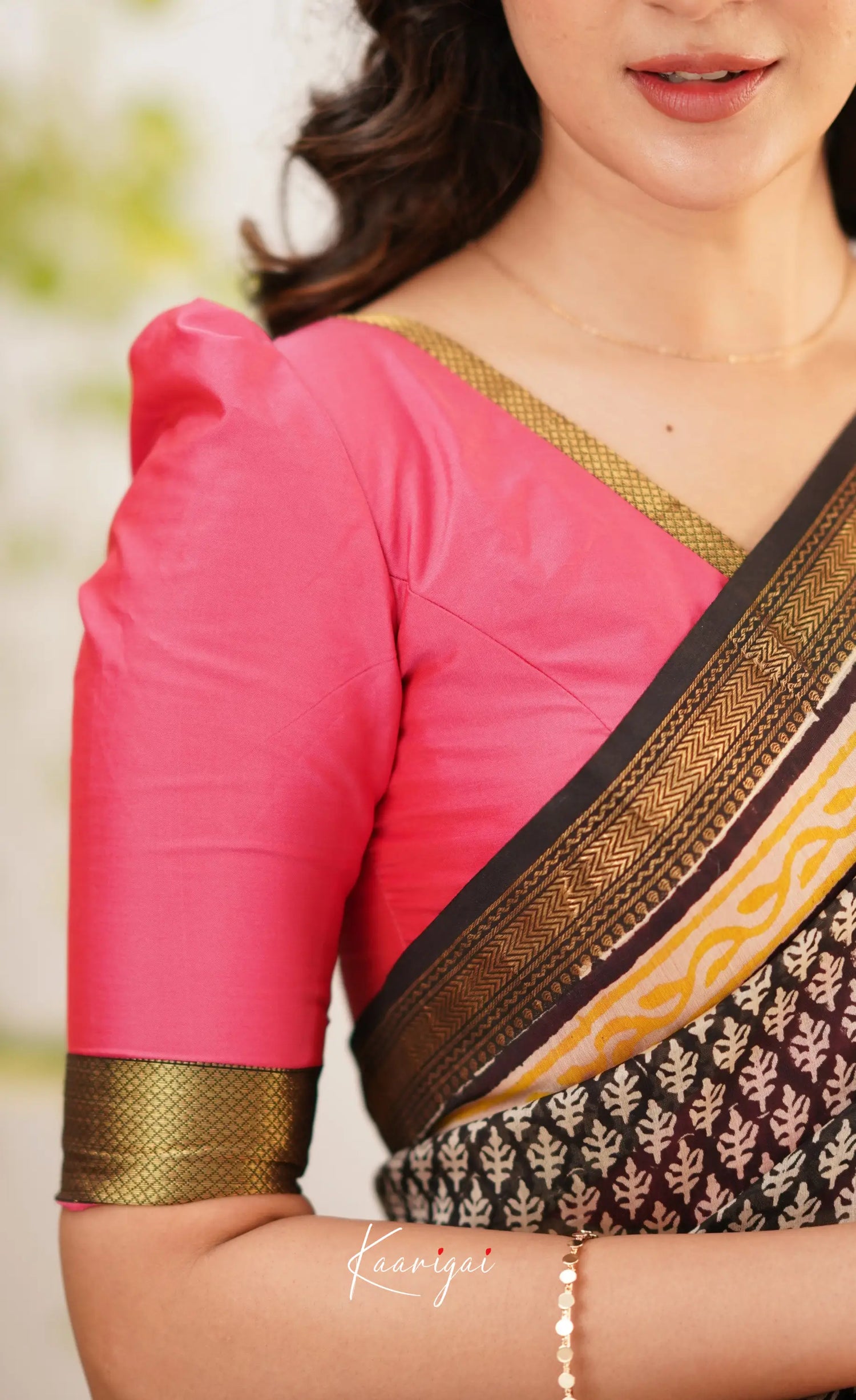 Mayuri Maheswari Saree - Black And Pink Sarees