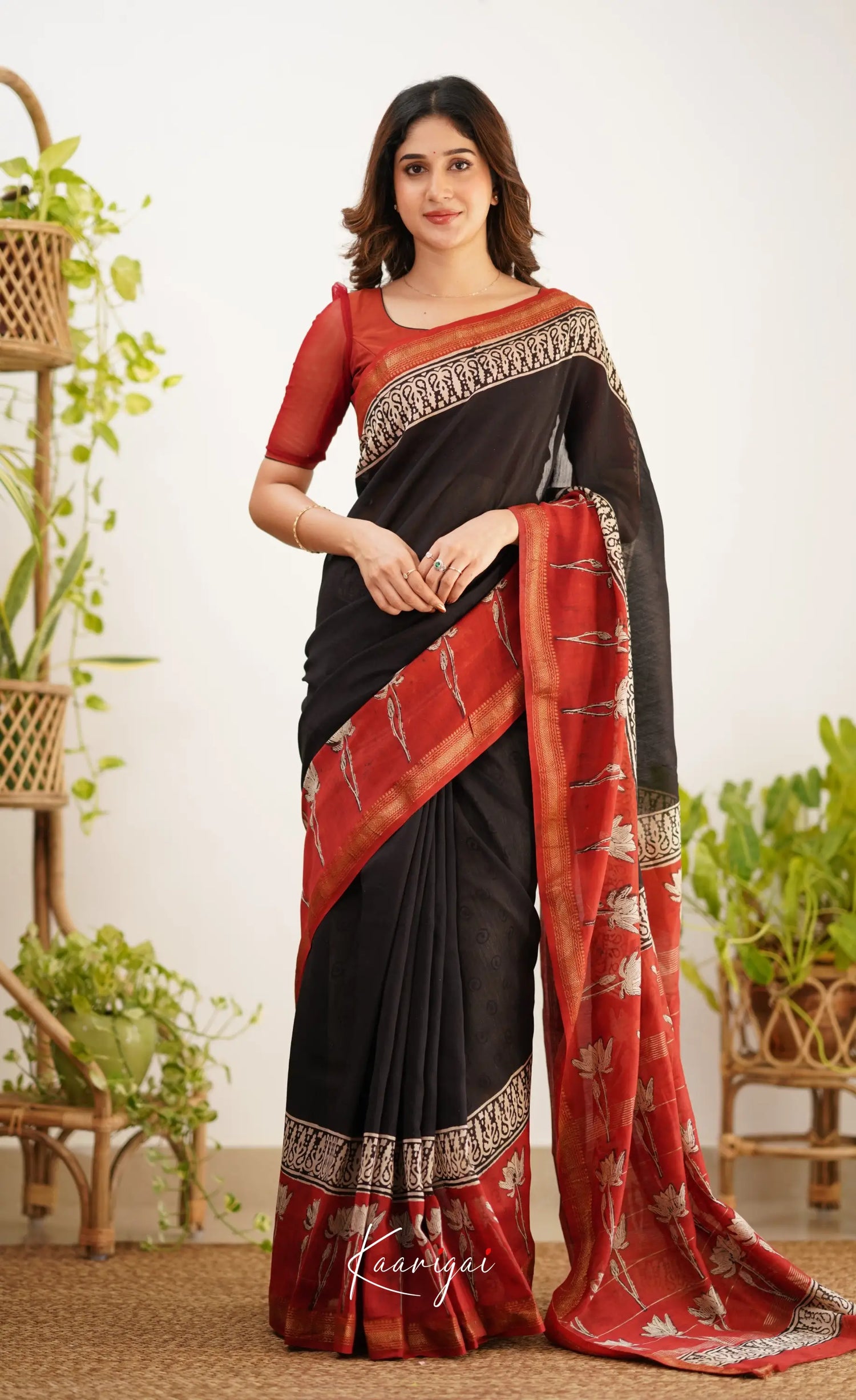 Mayuri Maheswari Saree - Black And Red Sarees