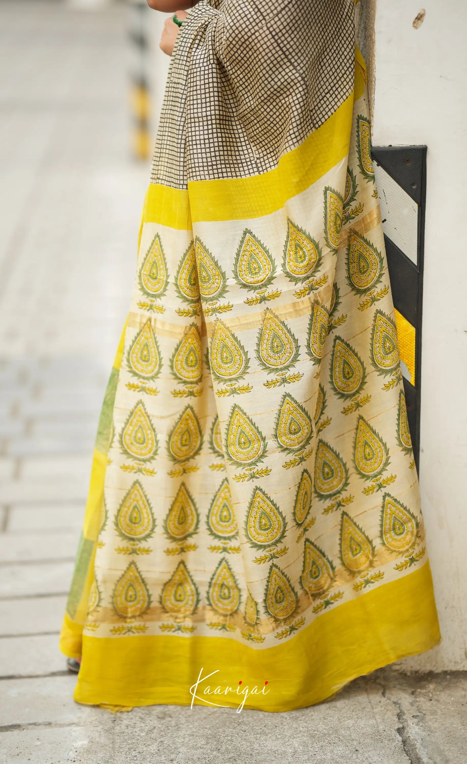 Mayuri Maheswari Saree - Black And White With Yellow Sarees