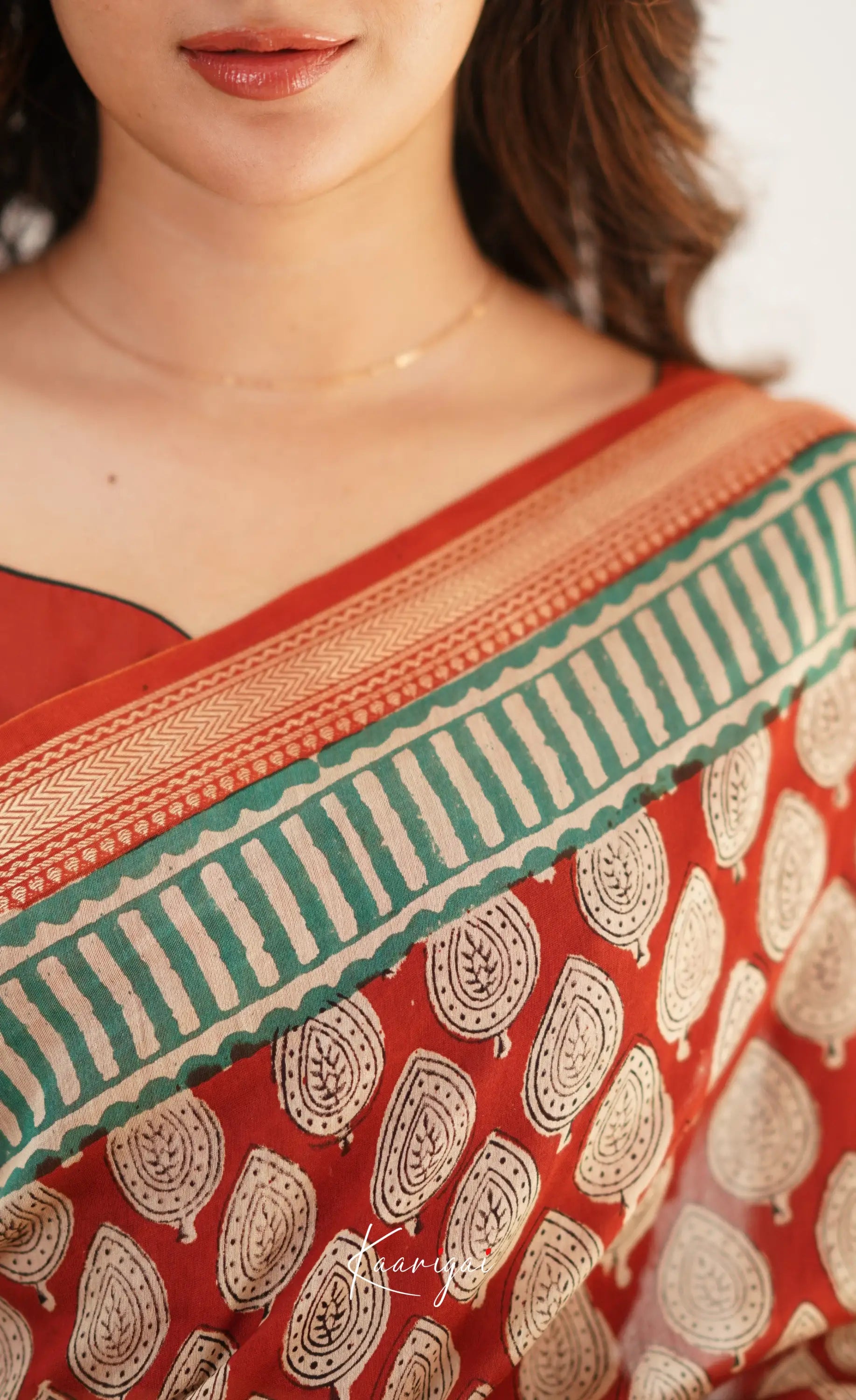 Mayuri Maheswari Saree - Red And Green Sarees