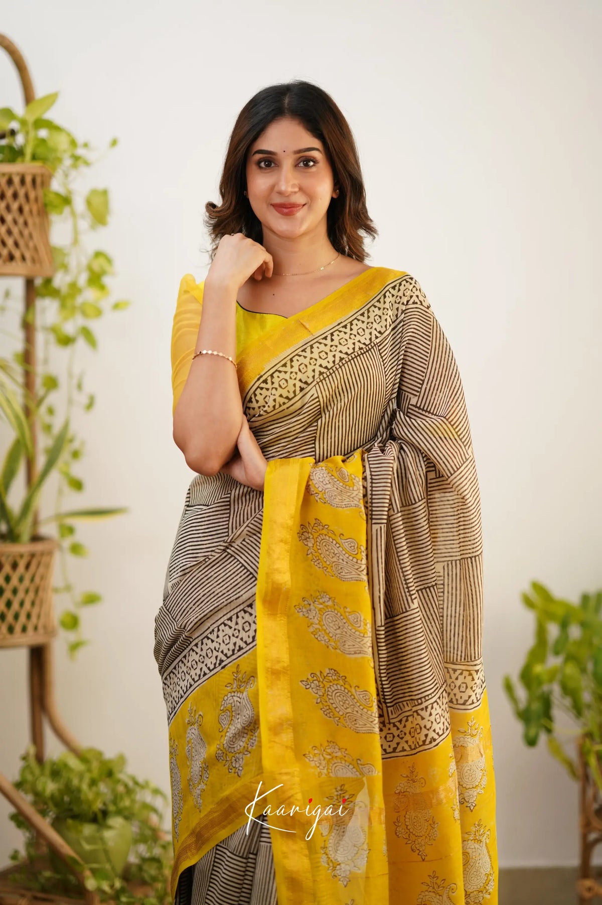 Mayuri Maheswari Saree - White and Yellow - Sarees