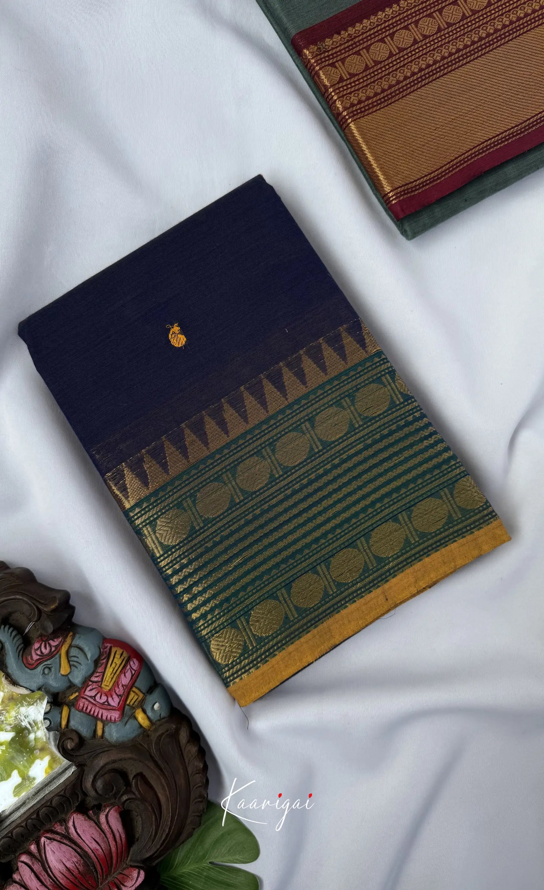 Nalinam - Dark Navy and Green Chettinad Cotton Saree - Sarees