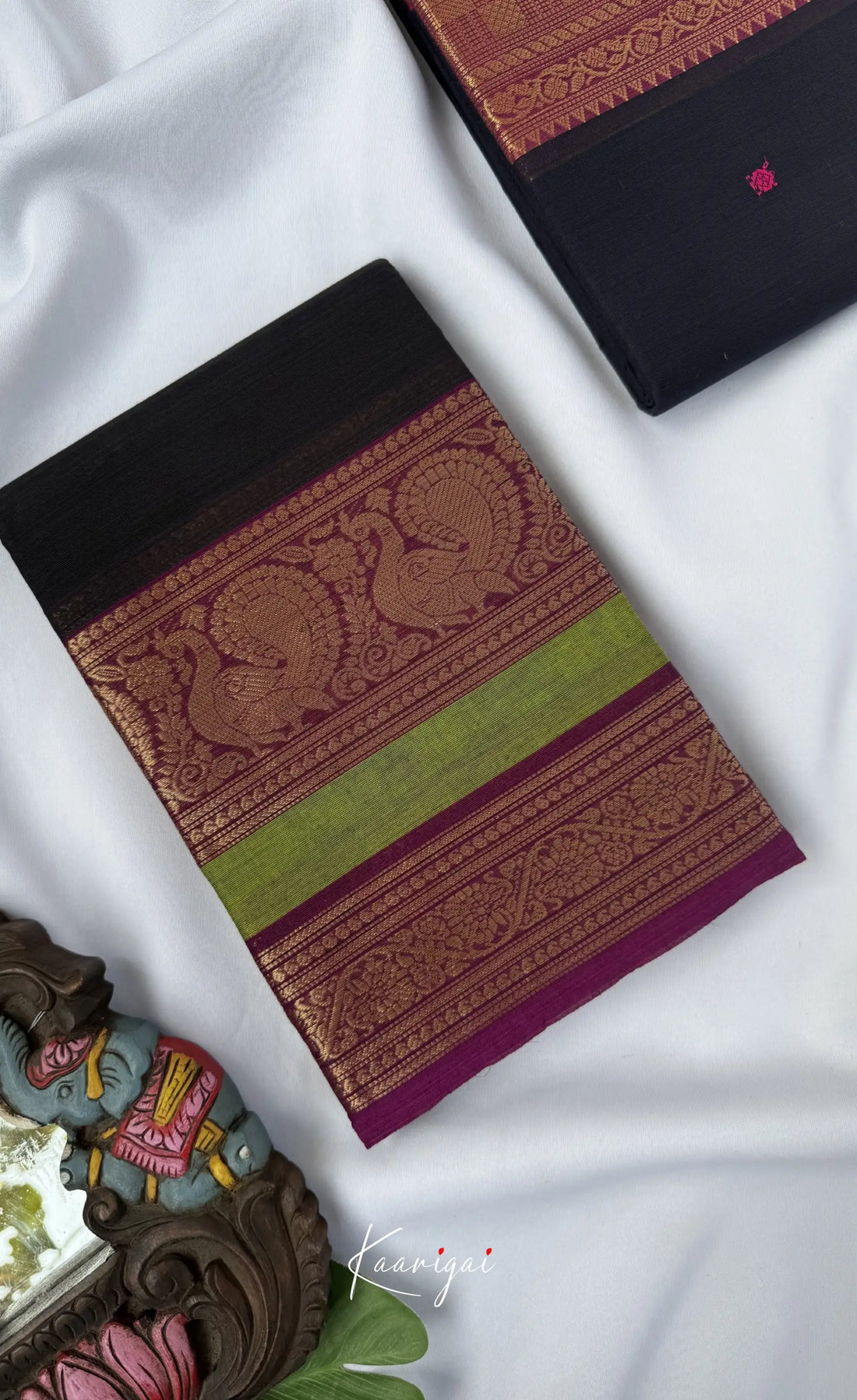 Nalinam - Dual tone black and Purple Chettinad Cotton Saree - Sarees