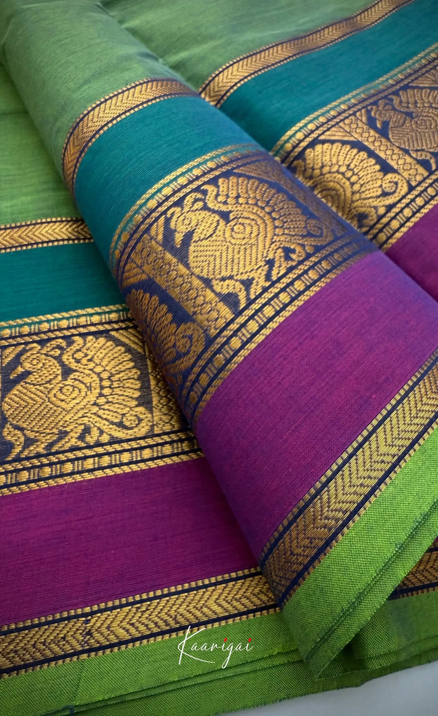 Nalinam - Green with Dual shade border Chettinad Cotton Saree Sarees
