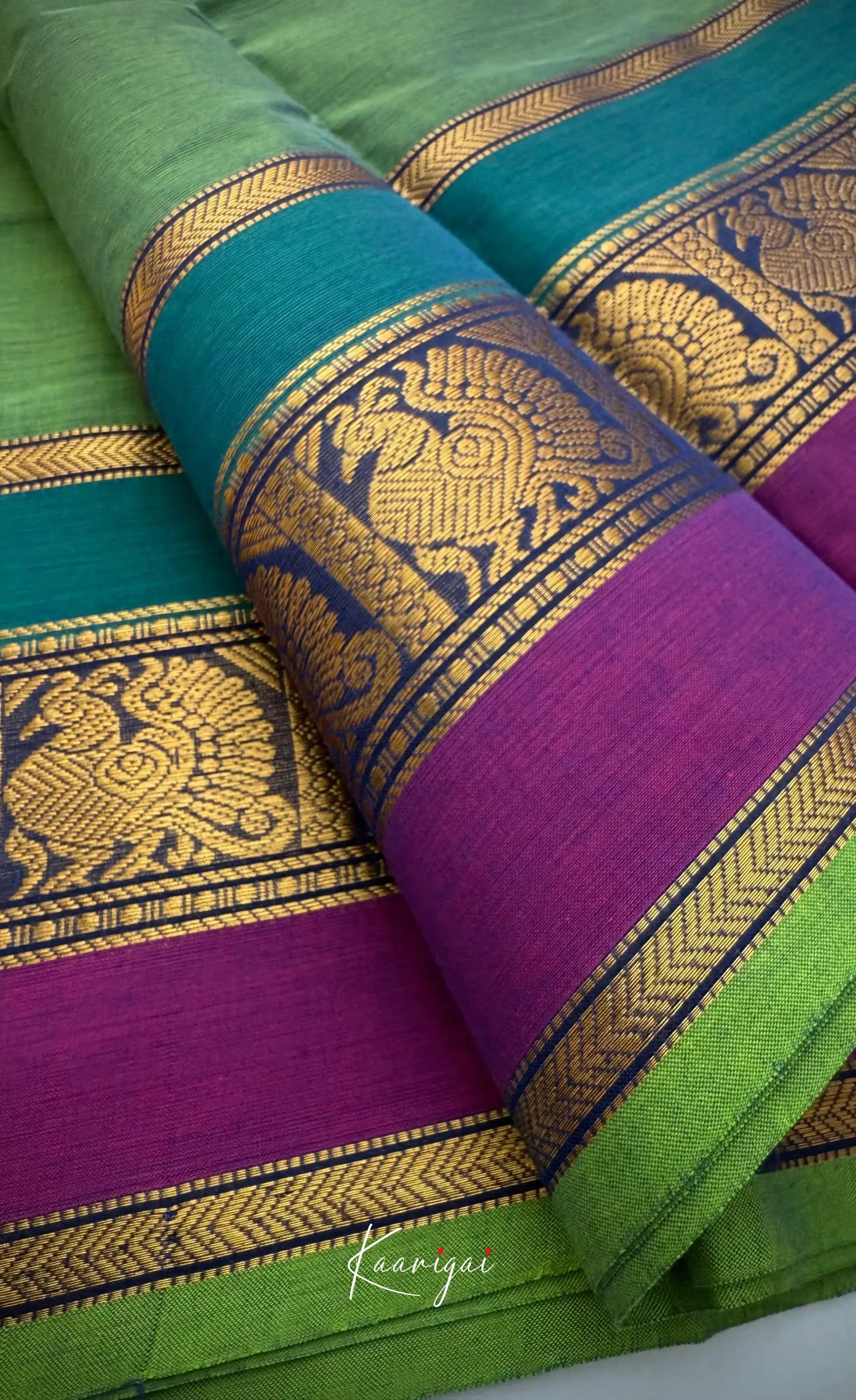Nalinam - Green with Dual shade border Chettinad Cotton Saree Sarees