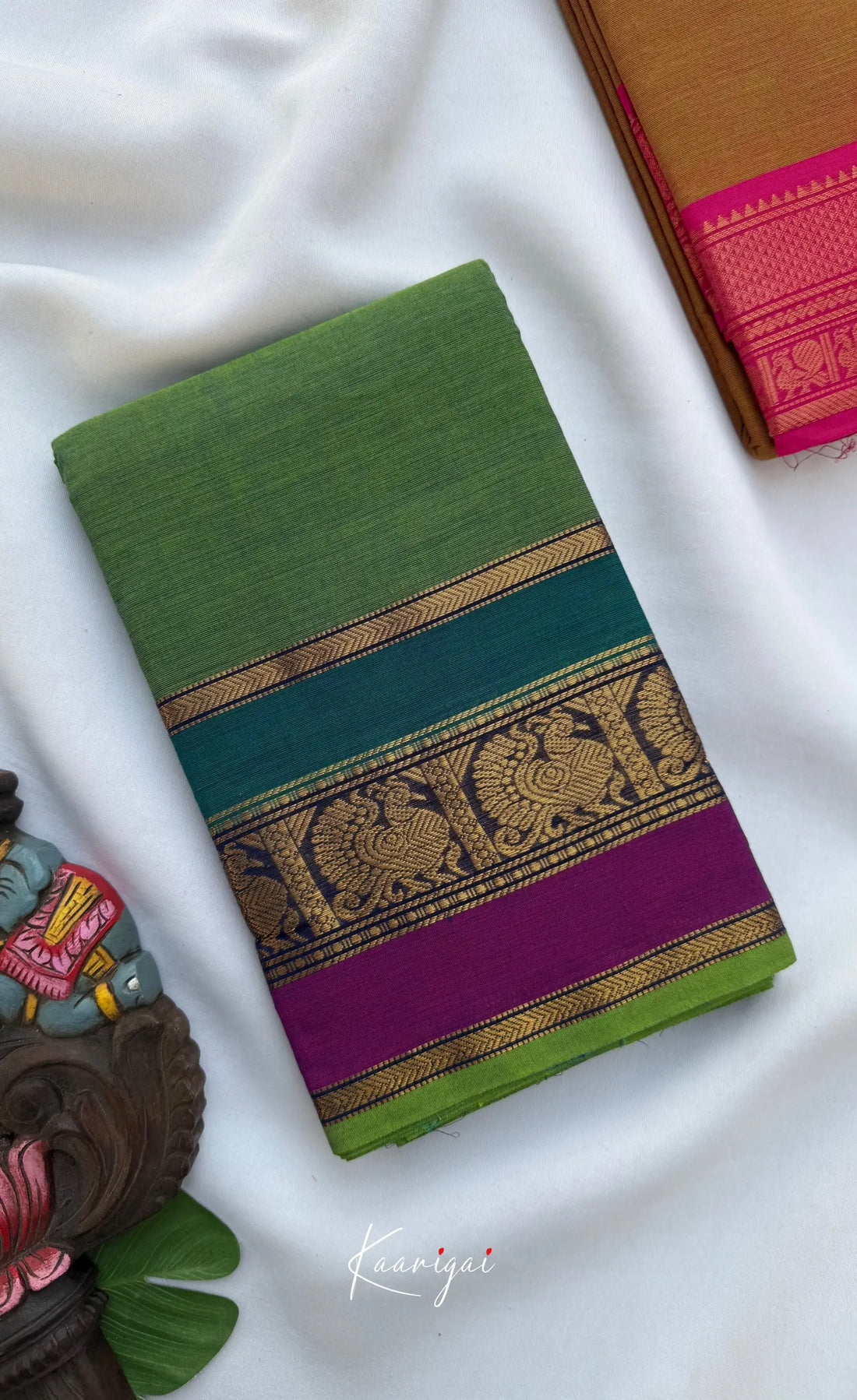 Nalinam - Green with Dual shade border Chettinad Cotton Saree Sarees