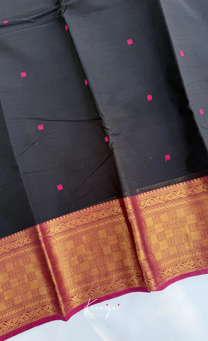 Nalinam - Midnight blue and Magenta Chettinad Cotton Saree - Sarees