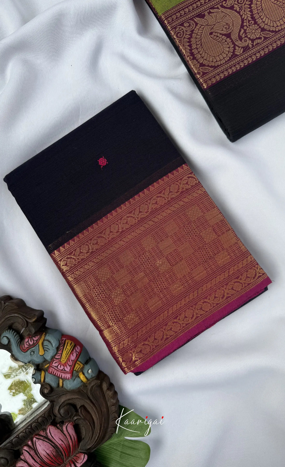 Nalinam - Midnight blue and Magenta Chettinad Cotton Saree - Sarees