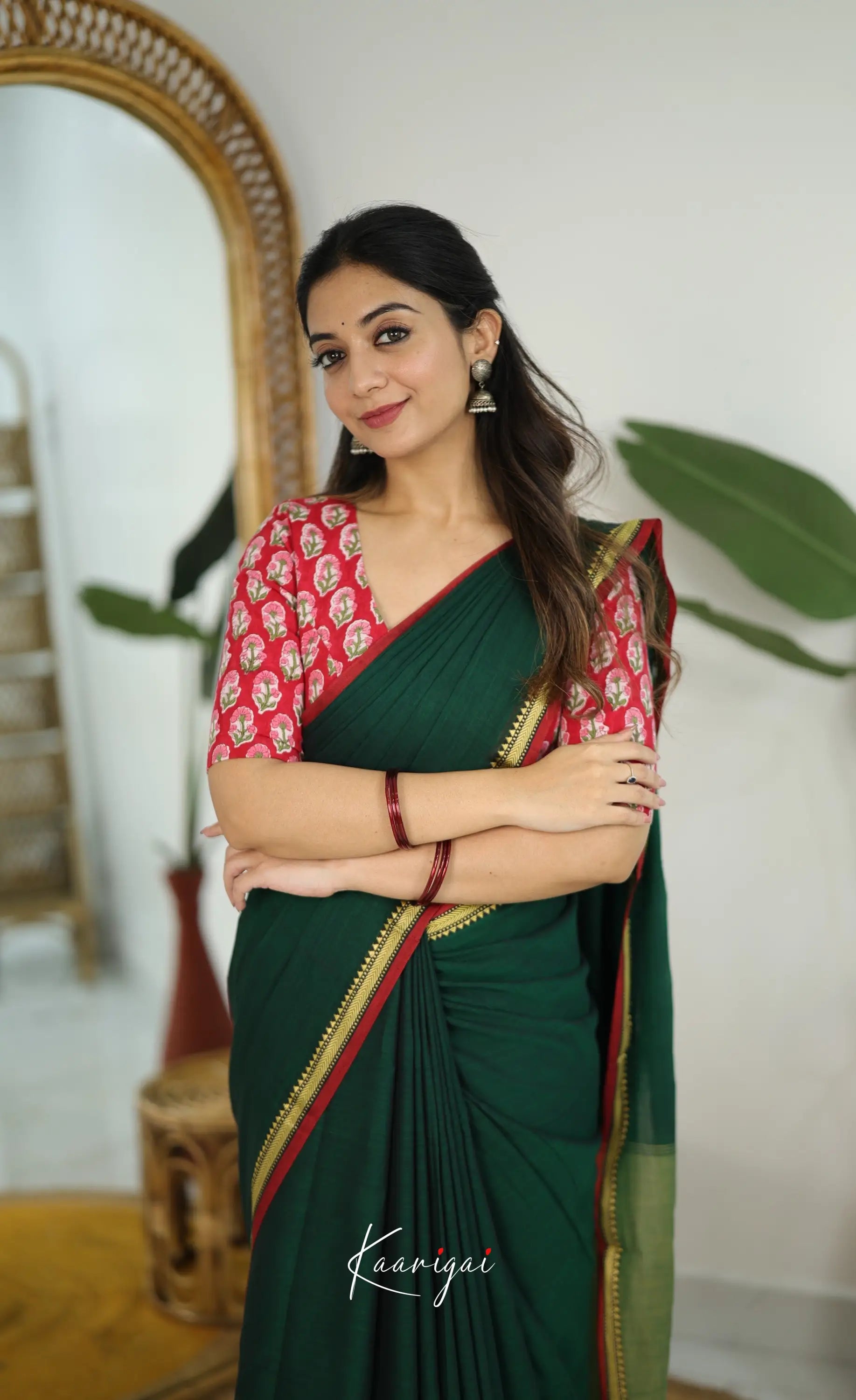 Nira Narayanpet Cotton Saree - Dark Green - Sarees