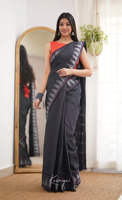 Saaral Black Shade And Orange Tone Sungudi Saree Sarees