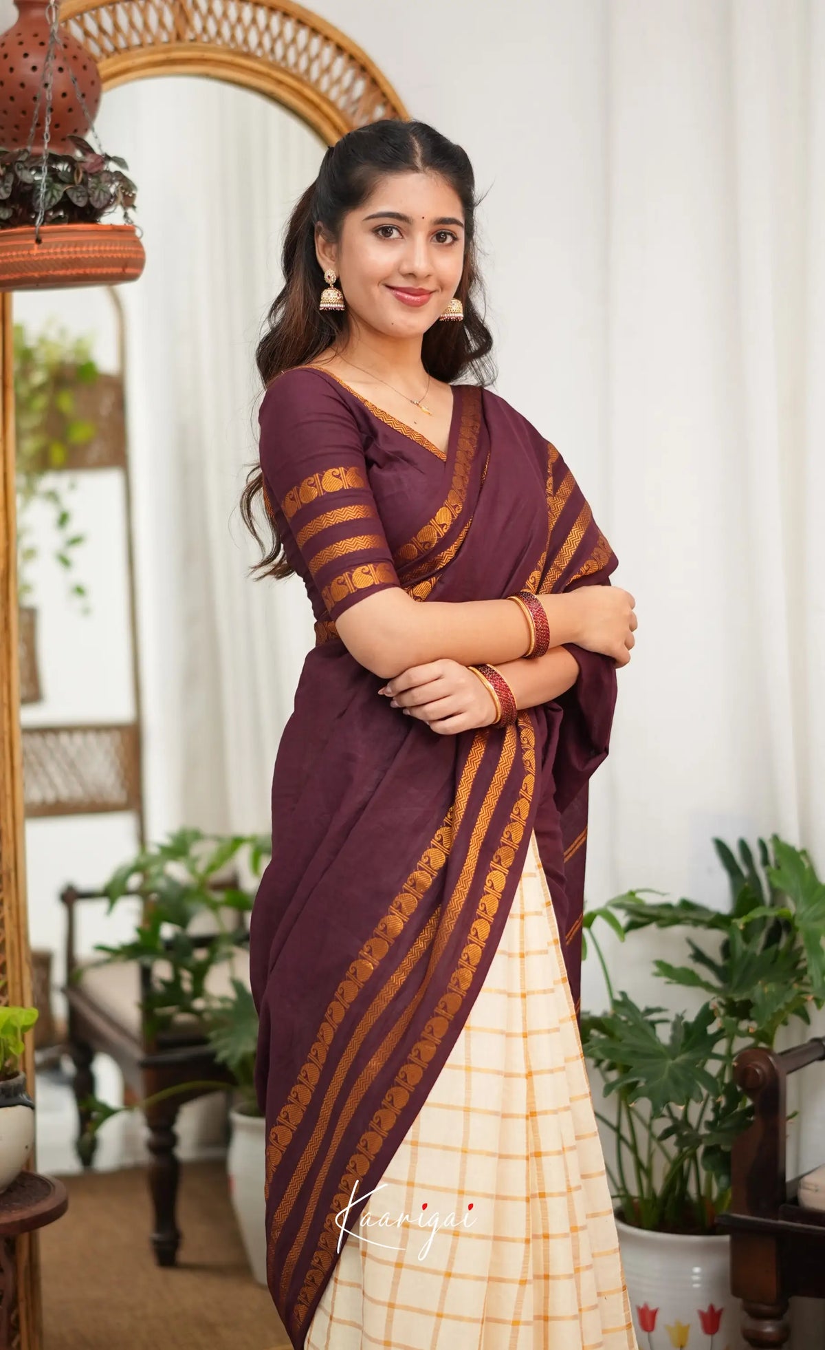 Saaral - Creamish white with Maroon Half &amp; Half Sungudi Saree - Sarees