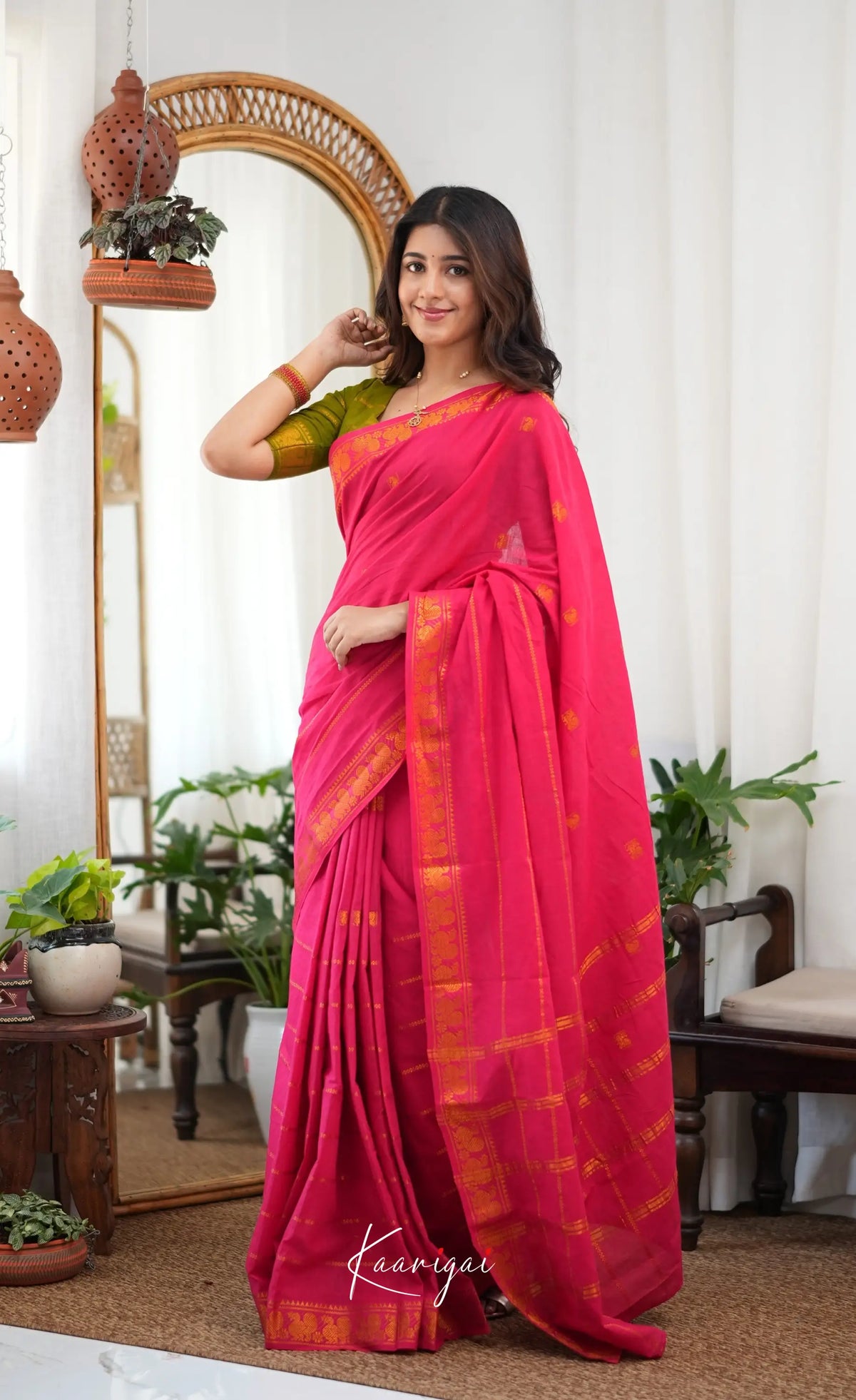 Saaral - Two-tone pink and Light green Sungudi Saree - Sarees