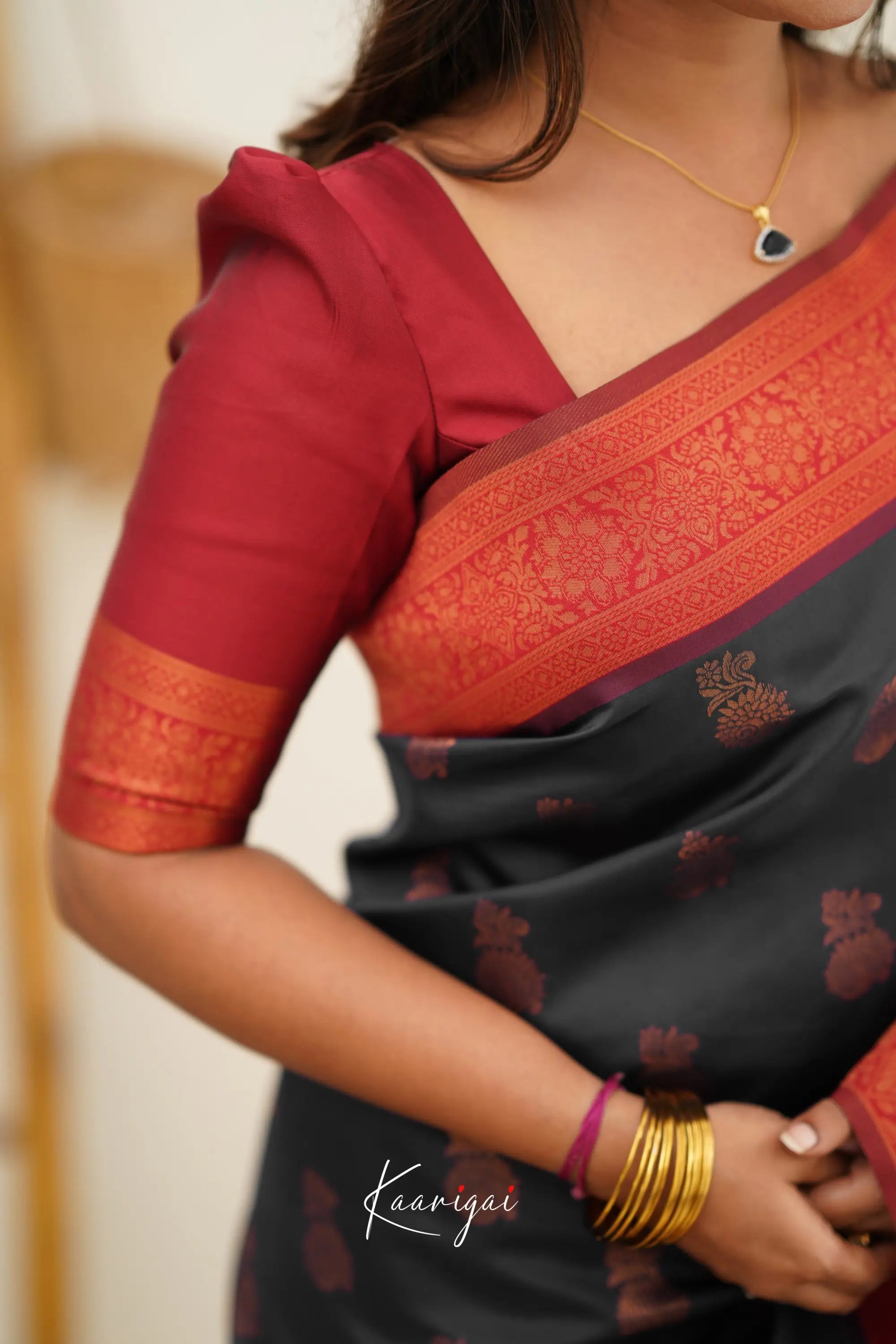 Sita - Black And Red Semi Silk Saree Sarees