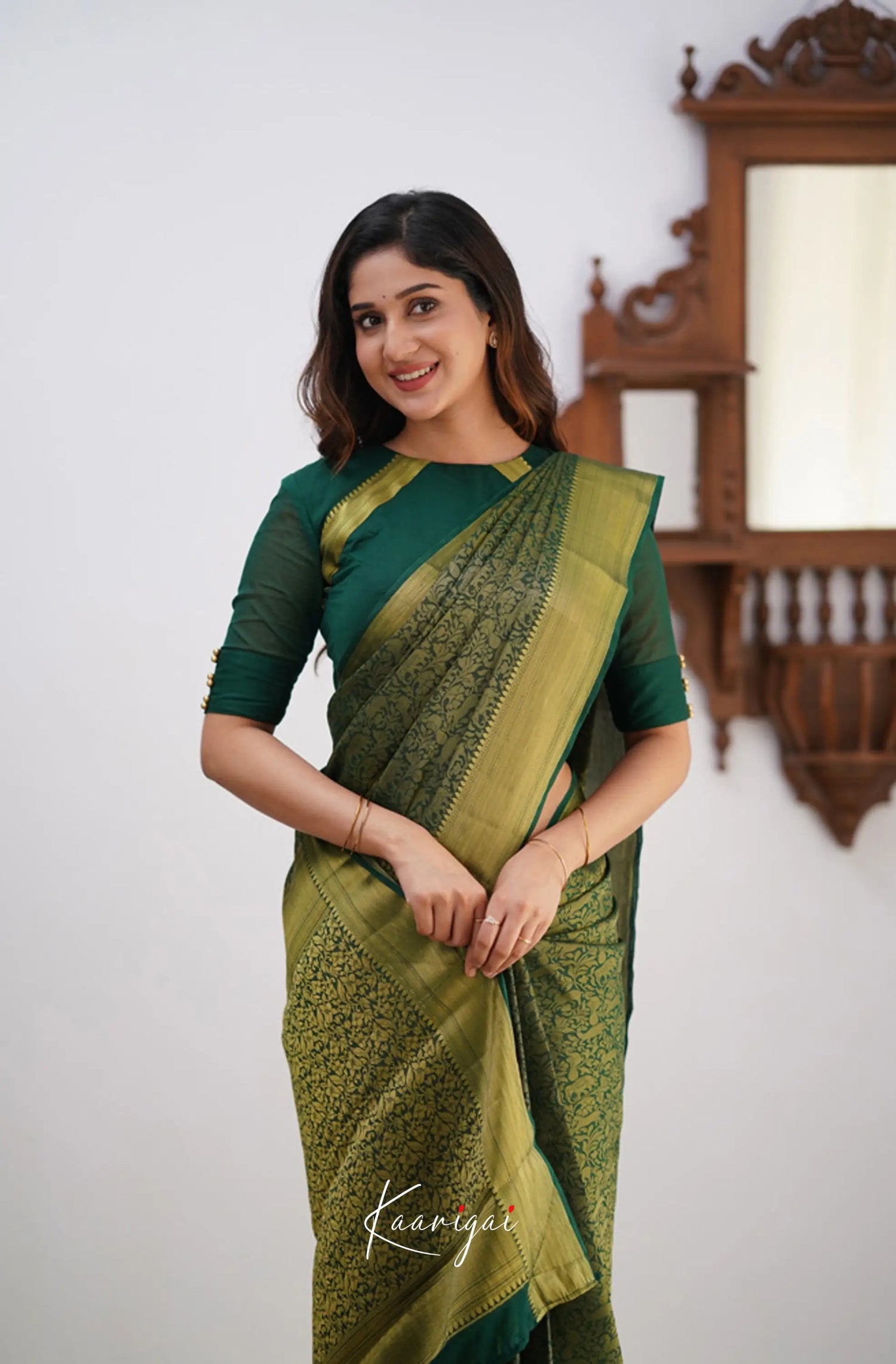 Tara - Dark Green Georgette Sarees